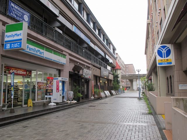 コンビニ